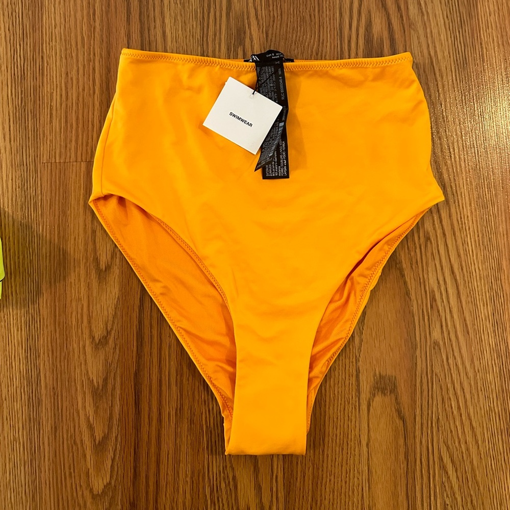 ZARA Swim Bottom Women’s Swimwear Bikini Beach, Size S